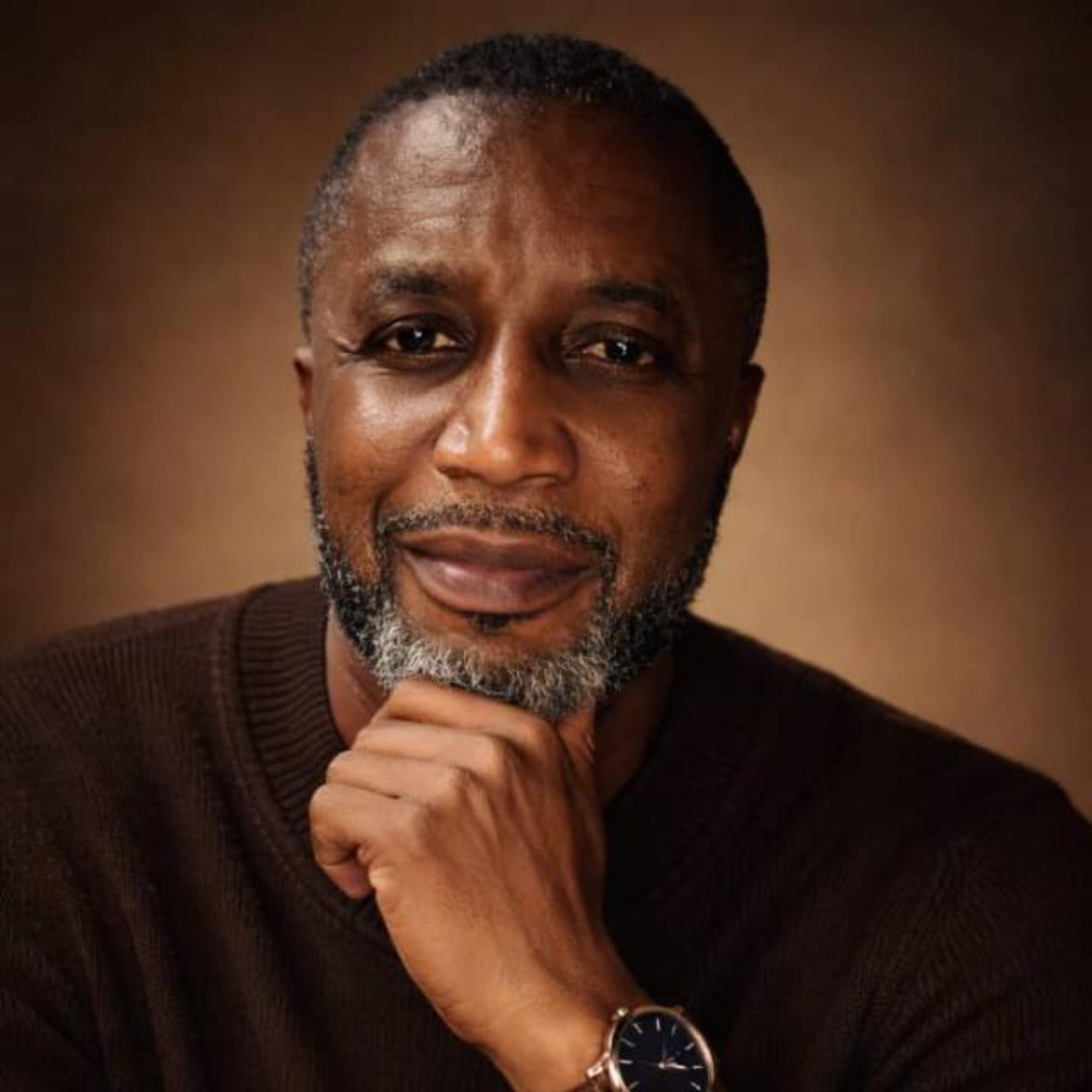 CoachBee, founder of AURUM For Our Children